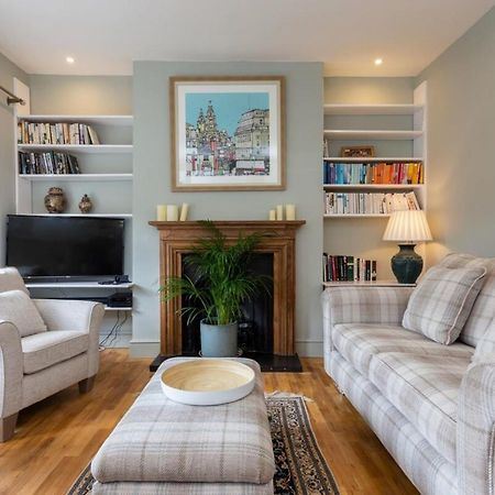 Quaint 2 Bedroom Flat - 9 Minutes Walk To Vauxhall Tube Londýn Exteriér fotografie