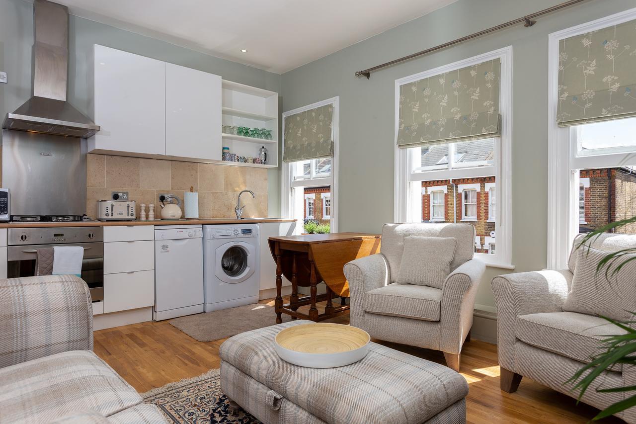 Quaint 2 Bedroom Flat - 9 Minutes Walk To Vauxhall Tube Londýn Exteriér fotografie
